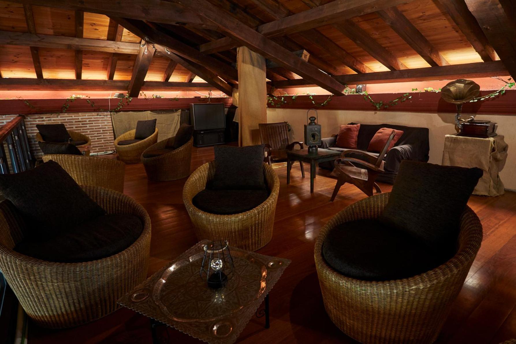 Hotel El Mirlo Blanco Канделеда Екстериор снимка