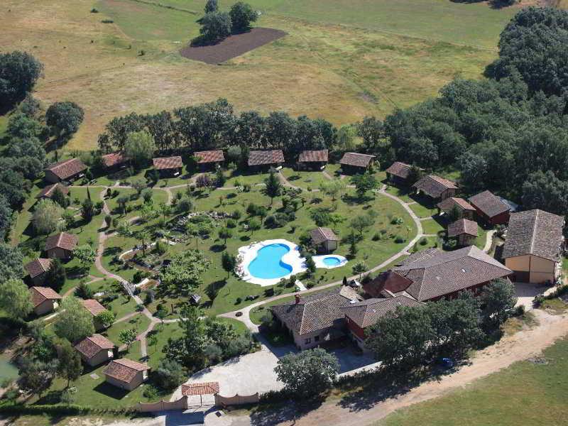 Hotel El Mirlo Blanco Канделеда Екстериор снимка